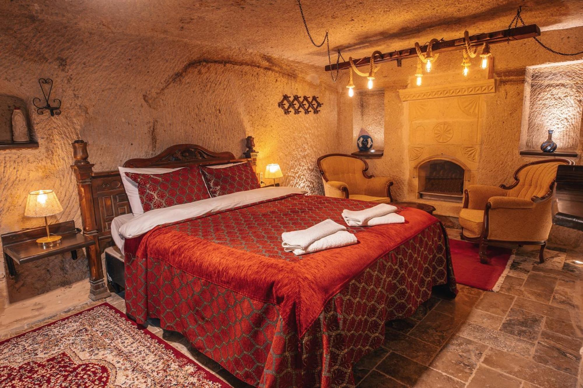 Adelya Cave Hotel Apartments 괴레메 외부 사진